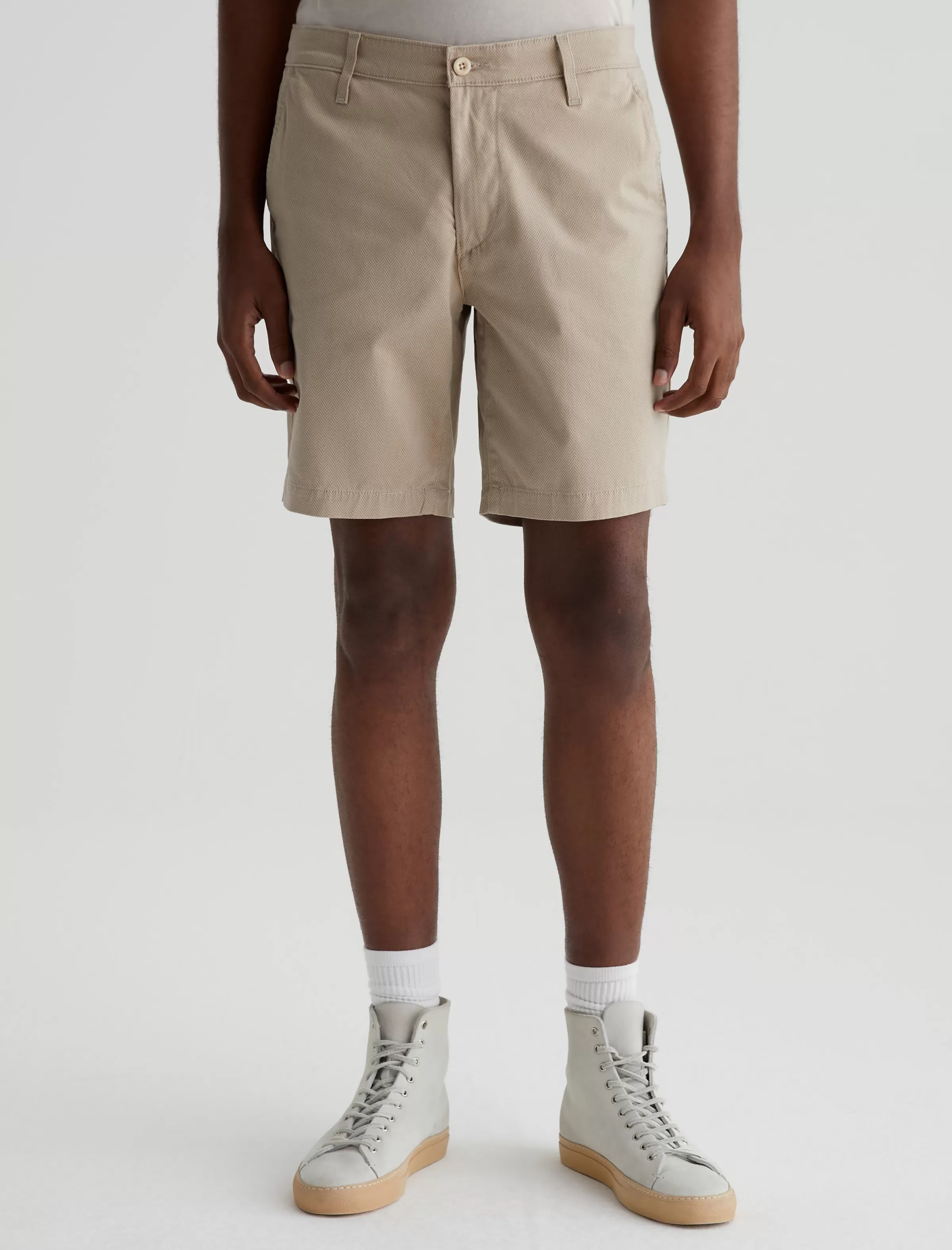 Online Wanderer Short Shorts